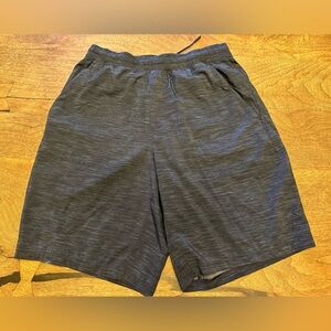 Men’s lululemon athletic shorts size small